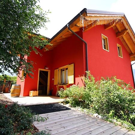 Activity Appartamento Vacanze Spormaggiore Eksteriør bilde